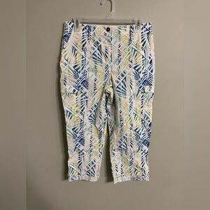 Chico’s Cargo Capri Pants Size 00 US 2 Stretch Coastal Blue Green Printed